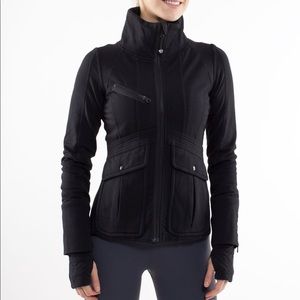 rare LULULEMON It’s Happening jacket in black